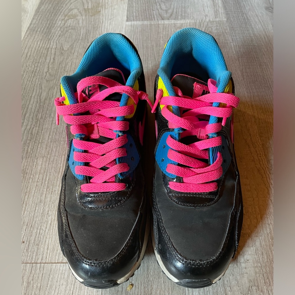 Nike Air Max size Youth 6.5